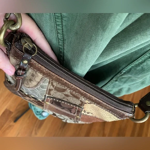 Coach crossbody patchwork swing pack animal print - Picture 2 of 16